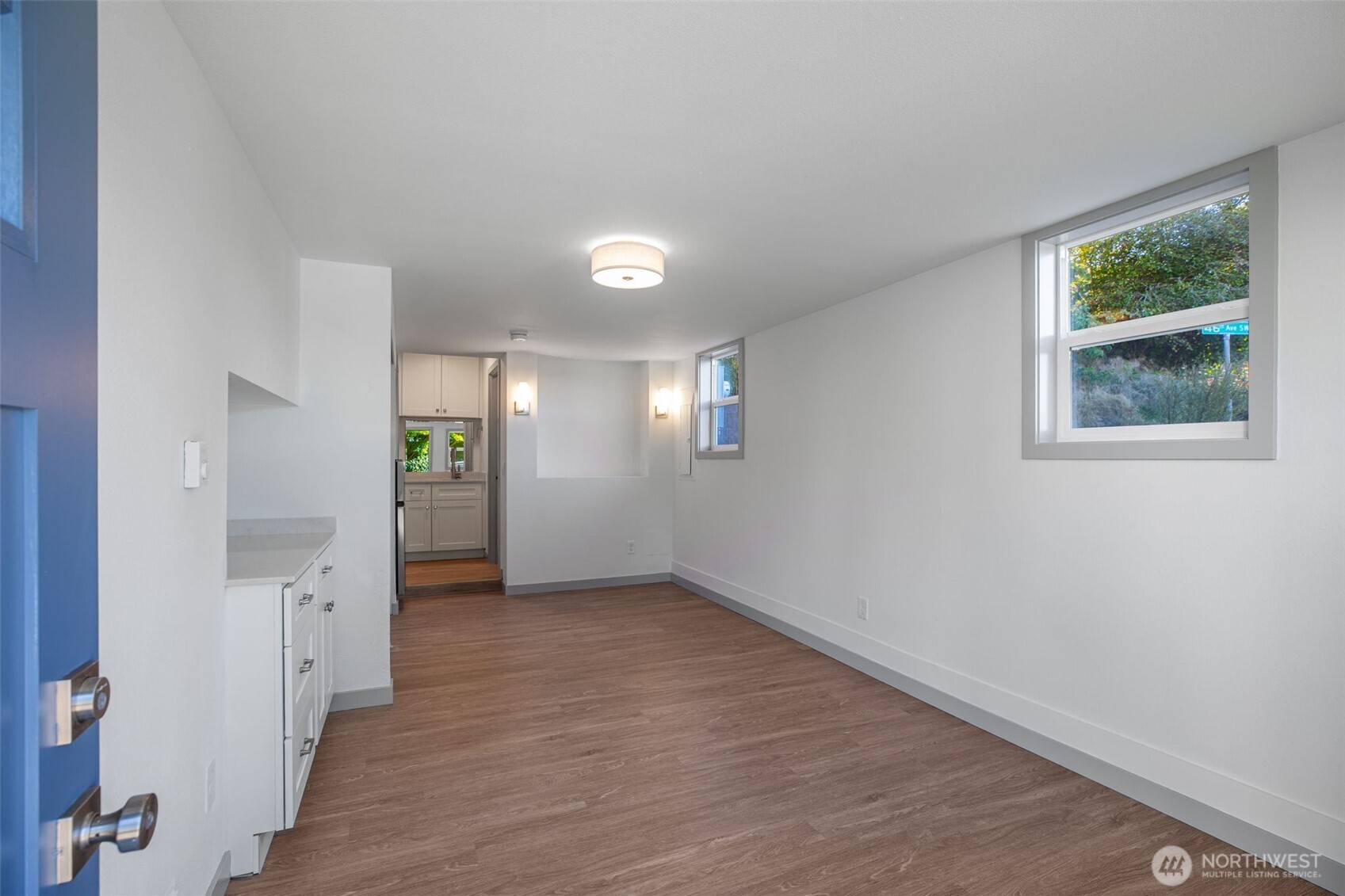 4602 Southwest Cloverdale Street Seattle, WA 98136 - Photo 18 of 33