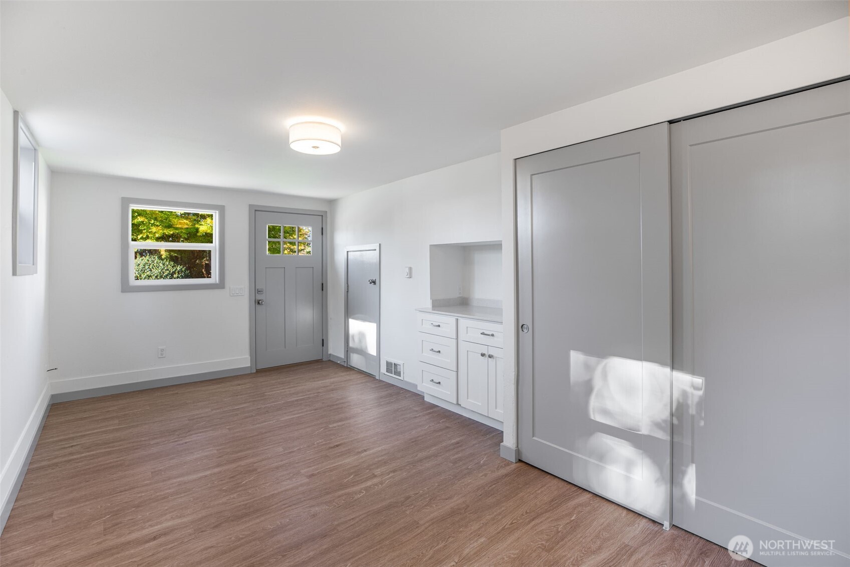 4602 Southwest Cloverdale Street Seattle, WA 98136 - Photo 20 of 33