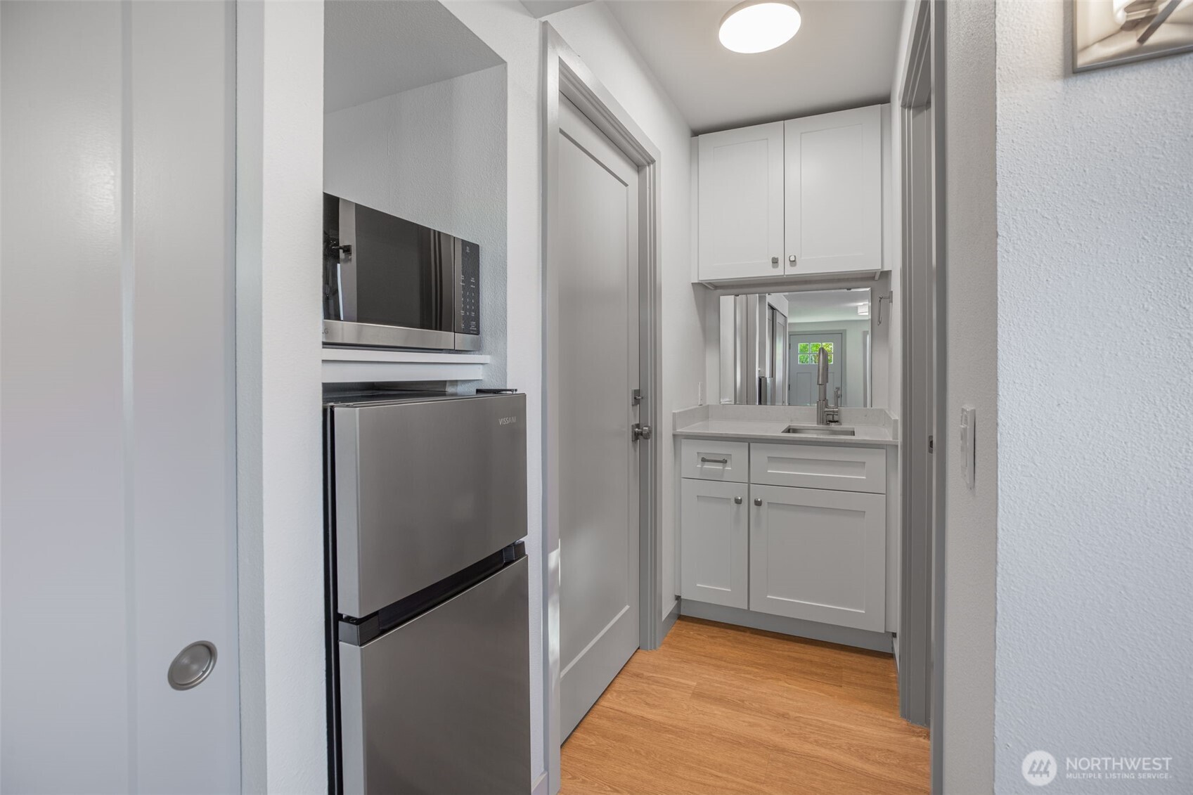 4602 Southwest Cloverdale Street Seattle, WA 98136 - Photo 21 of 33