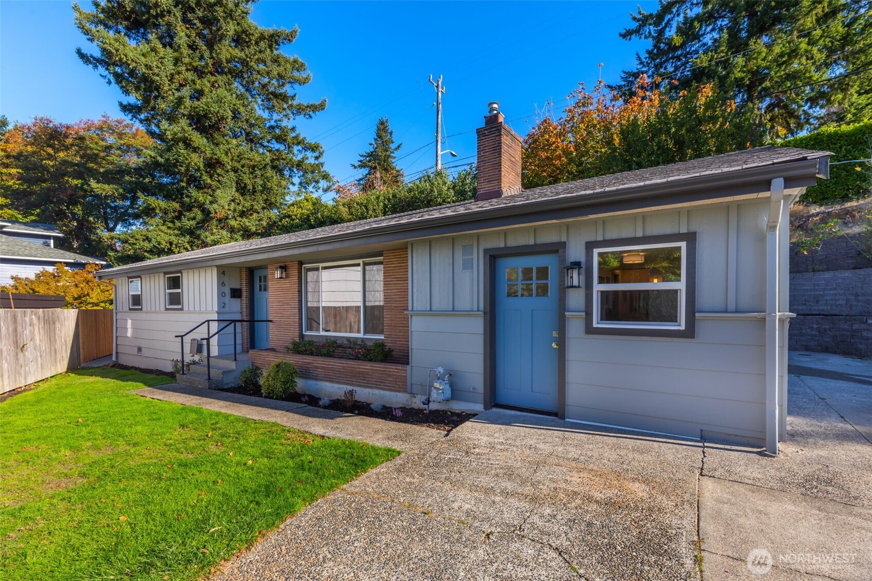 4602 Southwest Cloverdale Street Seattle, WA 98136 - Photo 29 of 33