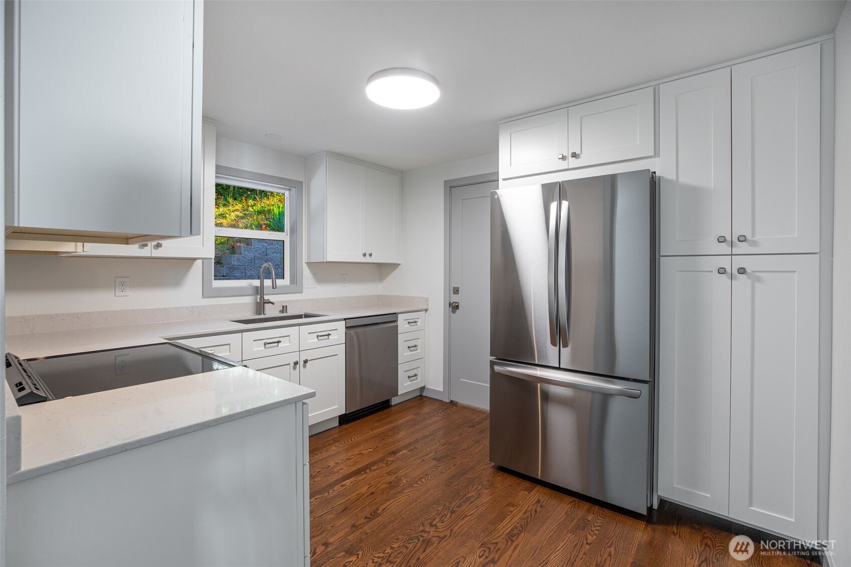 4602 Southwest Cloverdale Street Seattle, WA 98136 - Photo 3 of 33