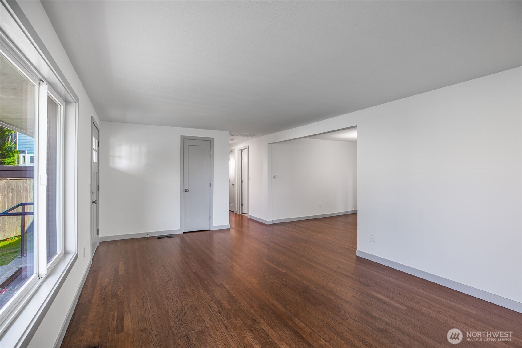 4602 Southwest Cloverdale Street Seattle, WA 98136 - Photo 10 of 33