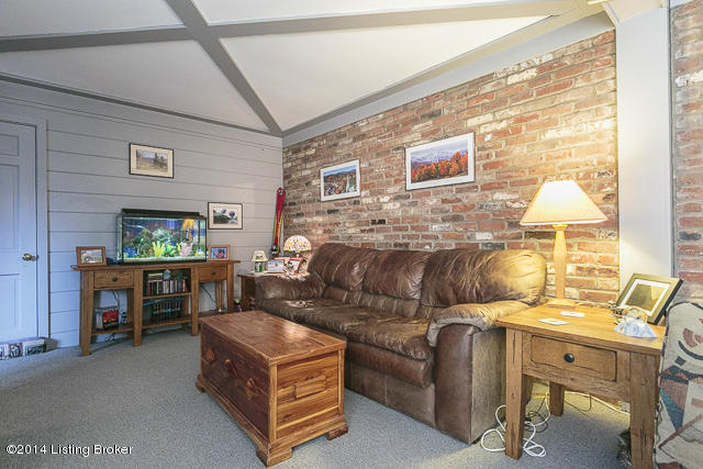 8712 Whipps Mill Road Louisville, KY 40222 - Photo 8 of 26 8712 Whipps Mill-1008