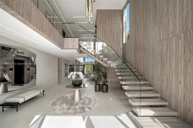 a view of entryway and hall