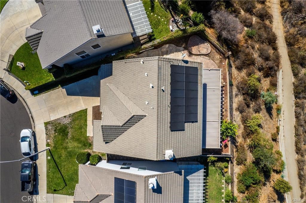 39351 Memory Drive Murrieta, CA 92563 - Photo 35 of 39 an aerial view of a house with a yard