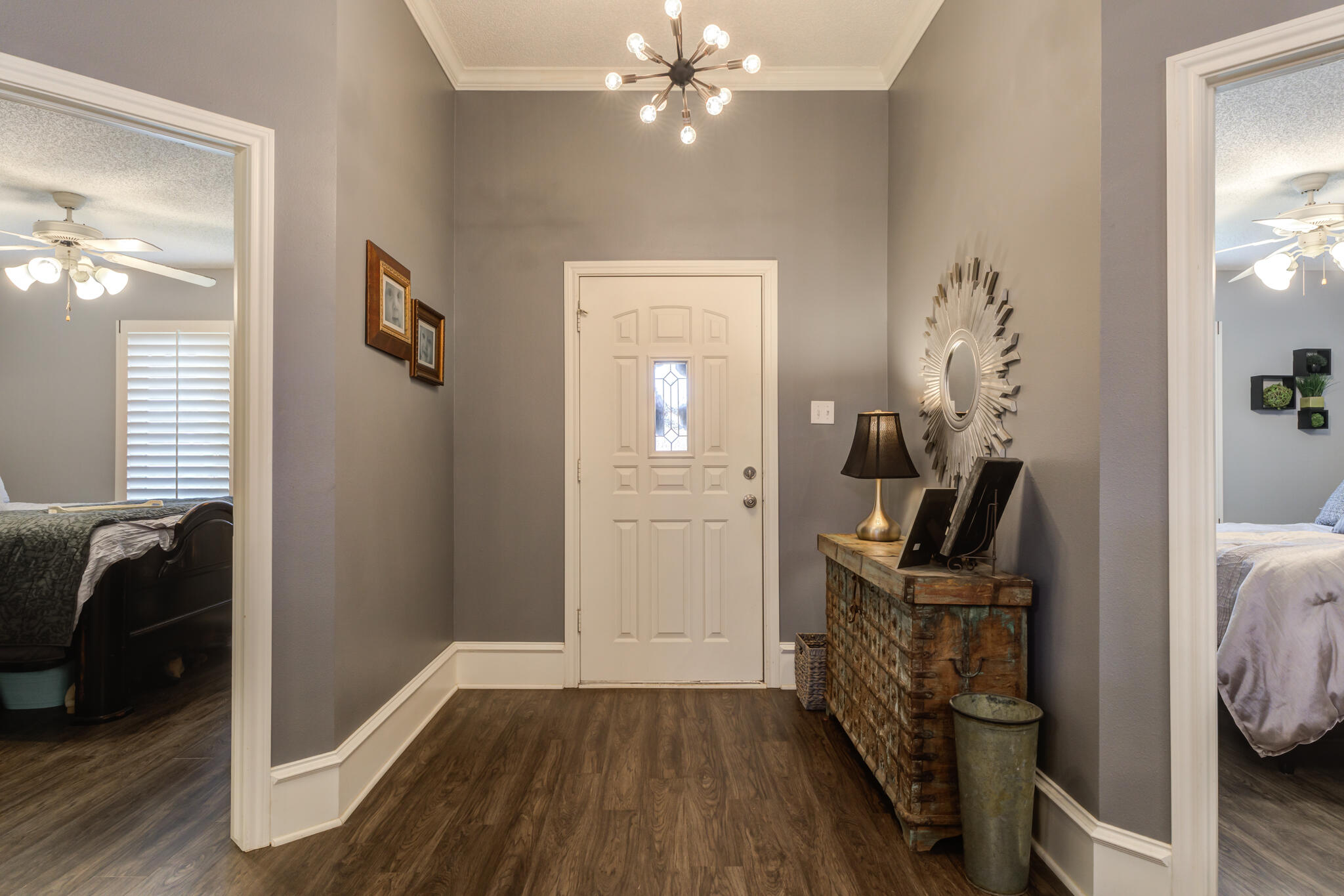 6005 83rd Street Lubbock, TX 79424 - Photo 10 of 47 a view of livingroom with furniture and wooden floor
