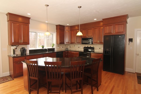 85 Stiles Road Boylston, MA 01505 - Photo 4 of 23 Gallery Image 4