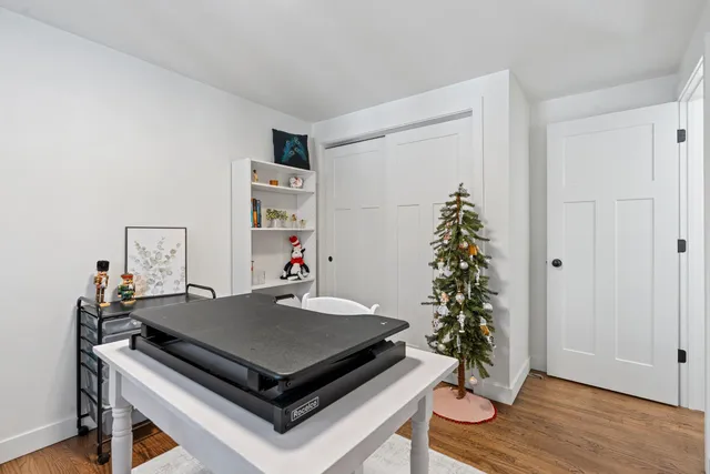 $449,900 | 2144 Shady Lane, Neenah, WI 54956