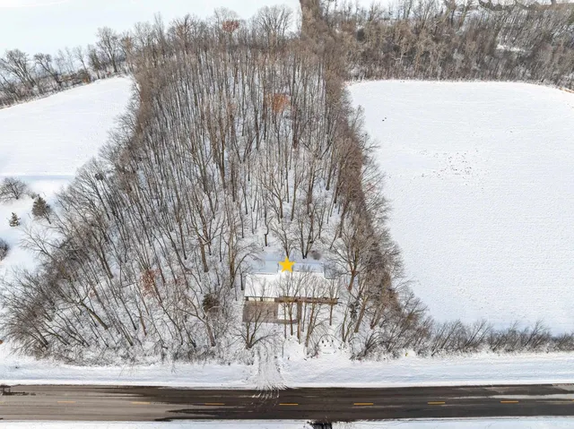 $449,900 | 2144 Shady Lane, Neenah, WI 54956