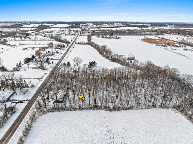 $449,900 | 2144 Shady Lane, Neenah, WI 54956