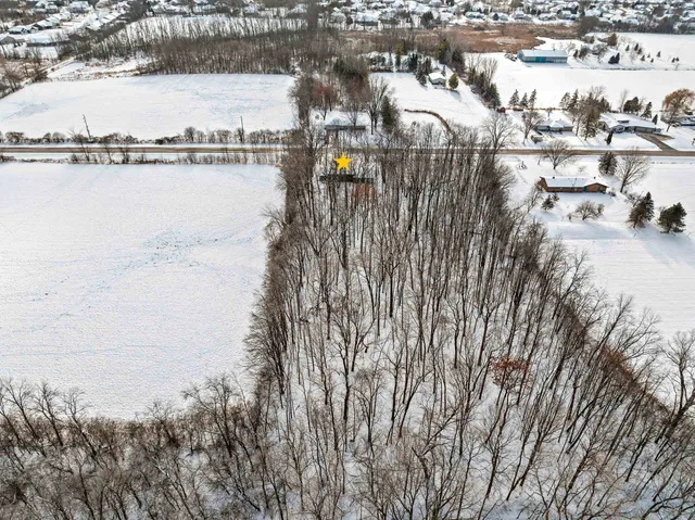 $449,900 | 2144 Shady Lane, Neenah, WI 54956