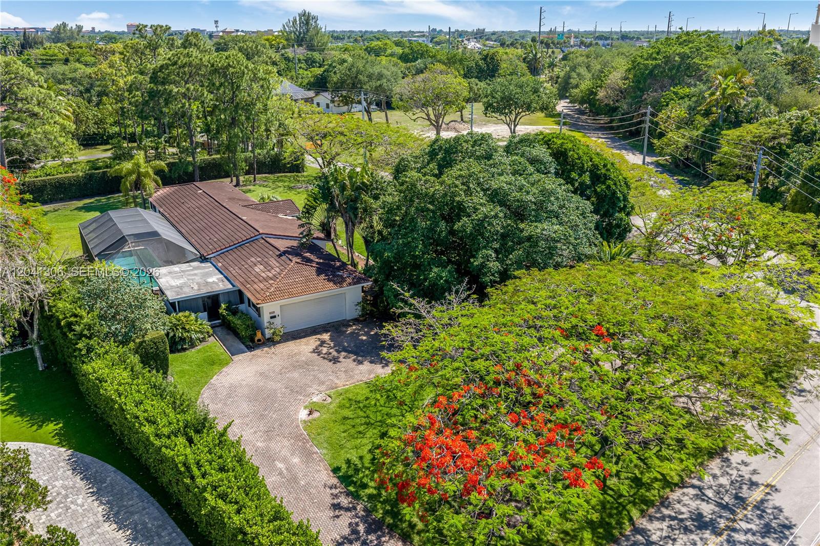 8480 Southwest 66th Street Miami, FL 33143 - Photo 31 of 36