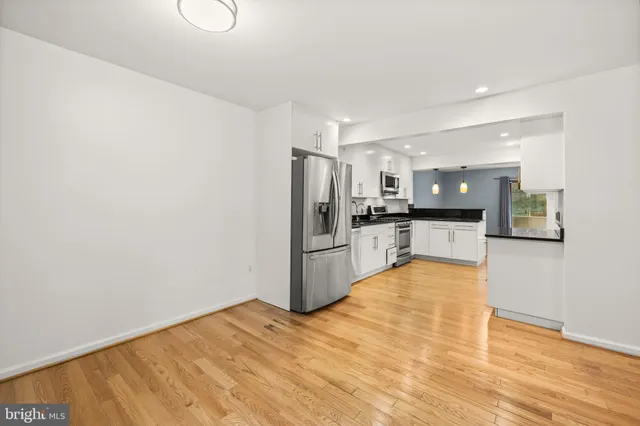 $675,000 | 11110 Saffold Way, Reston, VA 20190