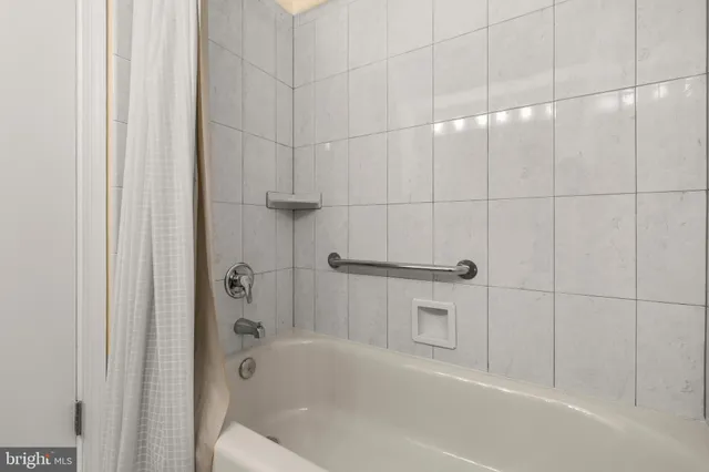 $675,000 | 11110 Saffold Way, Reston, VA 20190