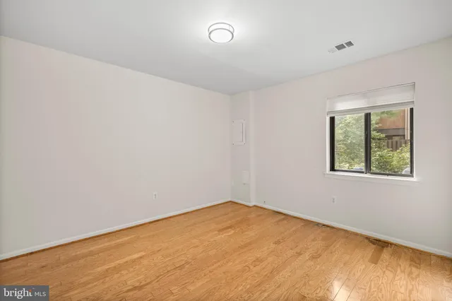 $675,000 | 11110 Saffold Way, Reston, VA 20190