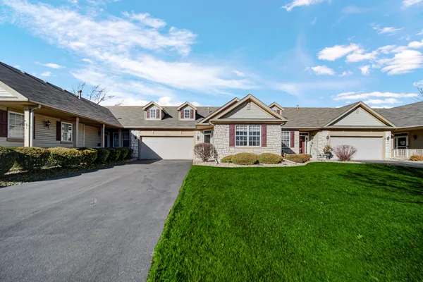 $319,900 | 12038 80th Place, Dyer, IN 46311