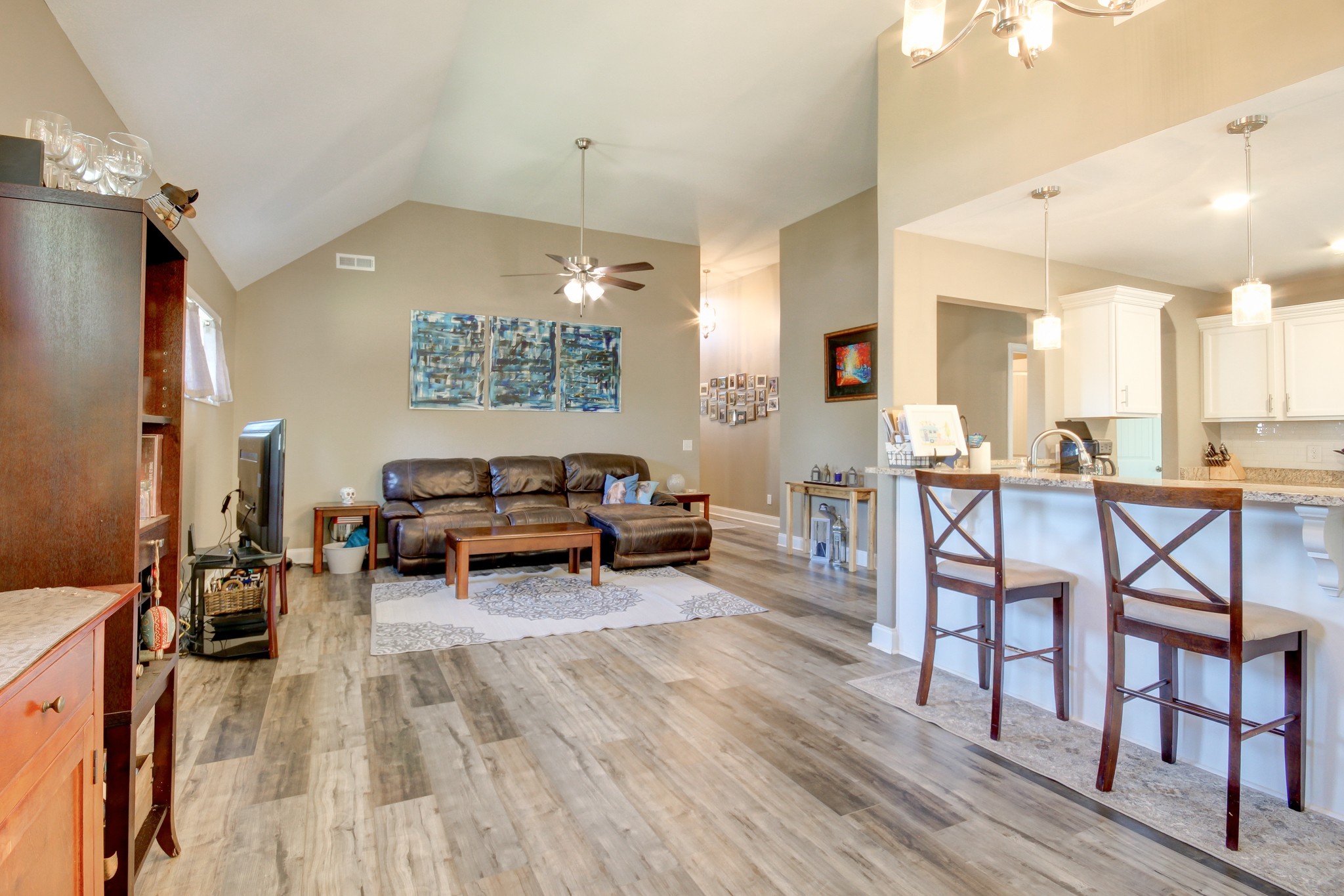 1831 Rains Road Clarksville, TN 37042 - Photo 3 of 17 Gallery Image 3