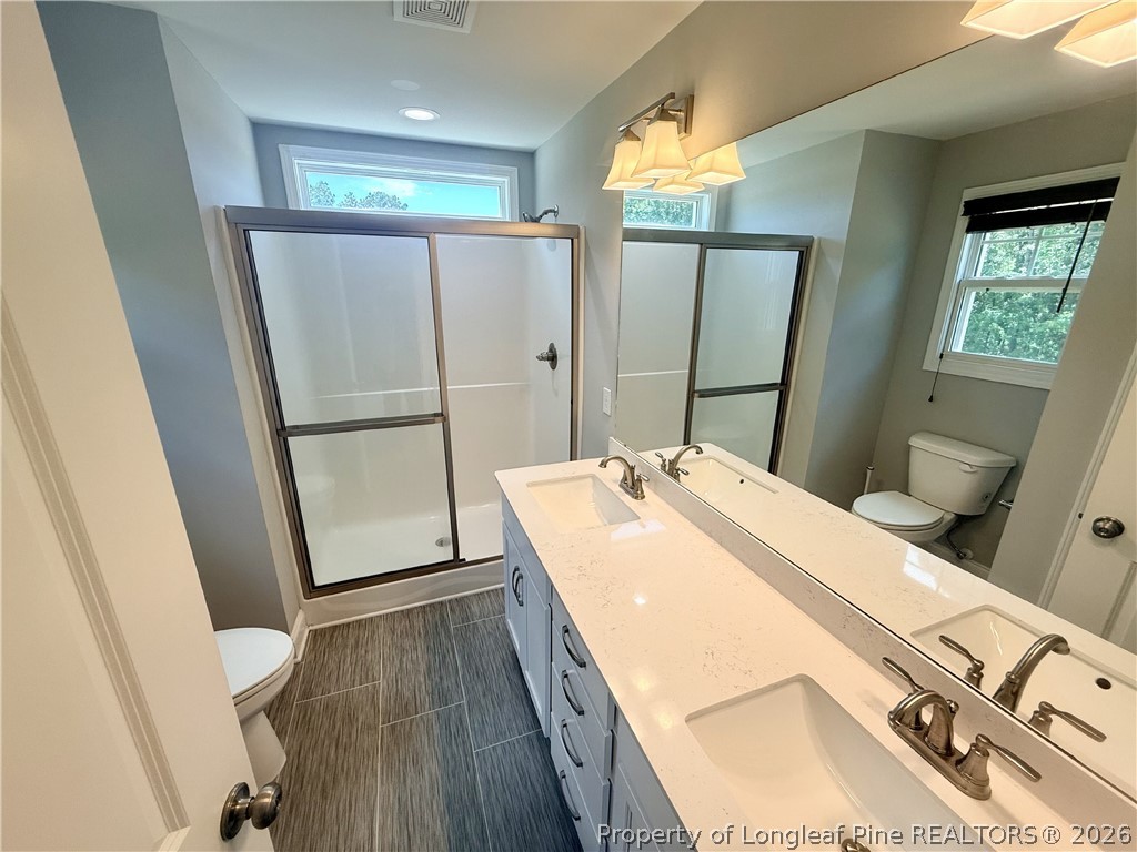 580 Hayes Road Spring Lake, NC 28390 - Photo 17 of 21 primary bath