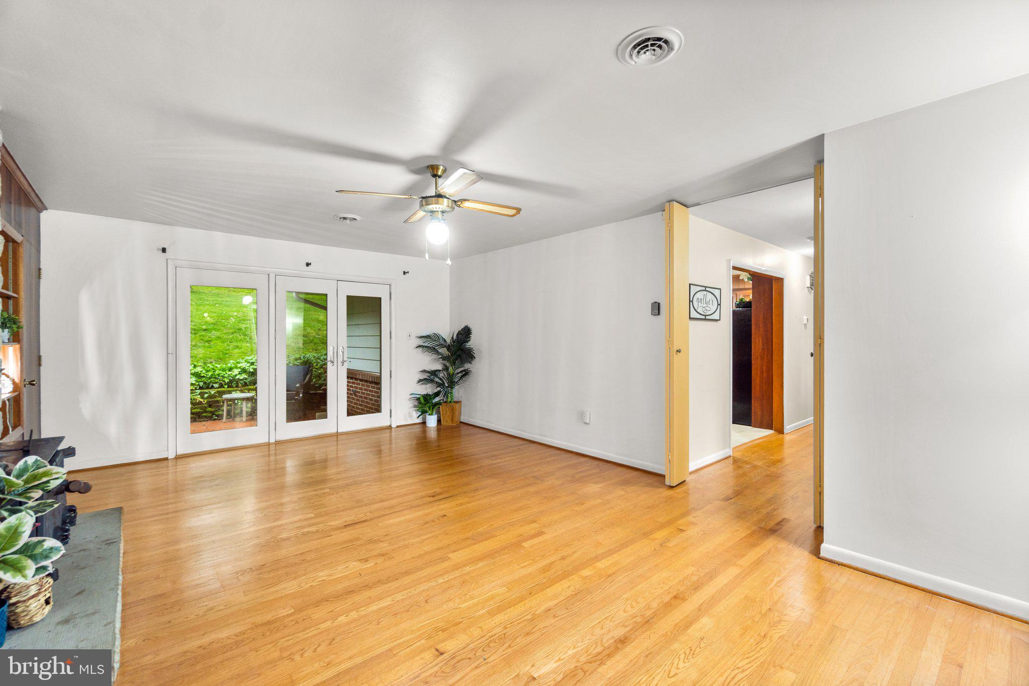 643 Meadow Branch Road Westminster, MD 21158 - Photo 5 of 32 Natural light from two walls of wndows