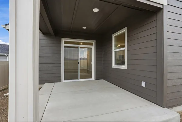 $575,000 | 1231 High Desert Drive, Deer Park, WA 99006