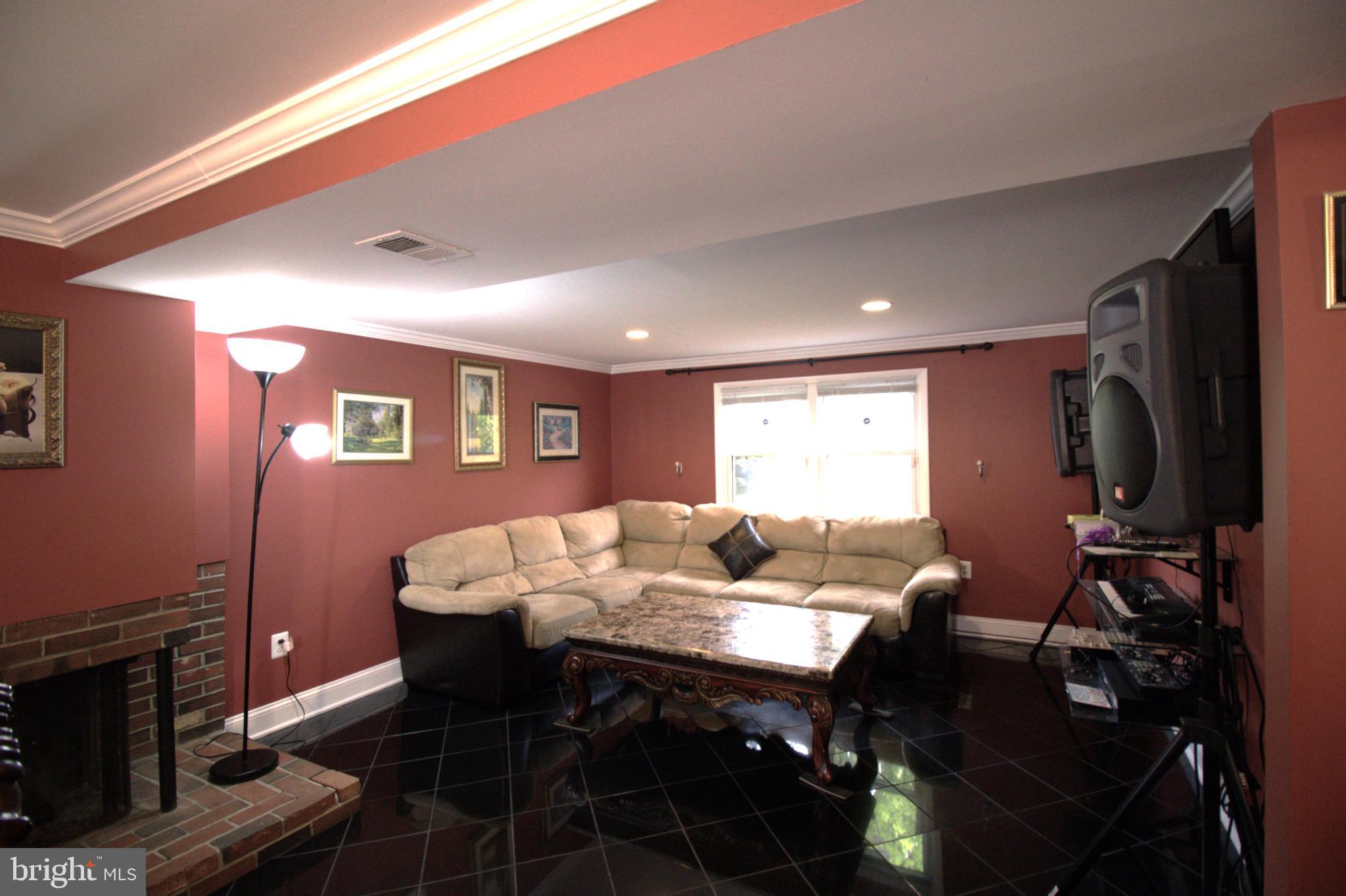 13230 Delaney Road Woodbridge, VA 22193 - Photo 18 of 27 Recreation Room