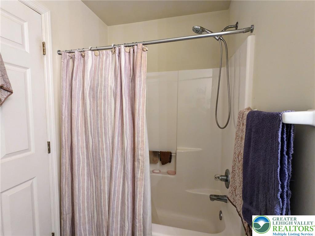 3074 Center Road Northampton, PA 18067 - Photo 26 of 32 Gallery Image 26
