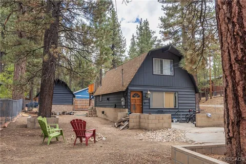 $365,000 | 828 West Sherwood Boulevard, Big Bear City, CA 92314
