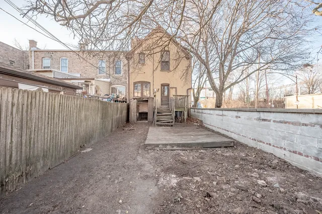 $74,900 | 11301 South Cottage Grove Avenue, Chicago, IL 60628