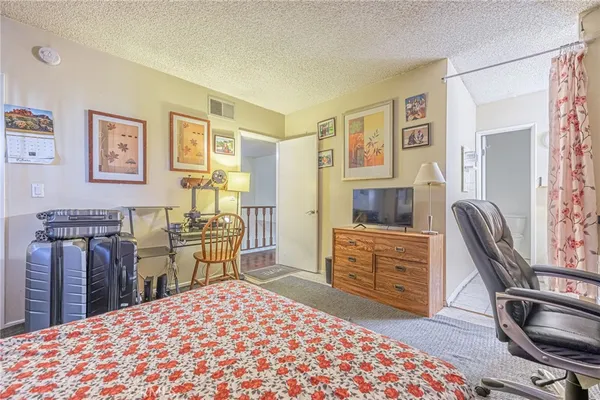 $599,998 | 21901 Lassen Street, Unit 155, Chatsworth, CA 91311