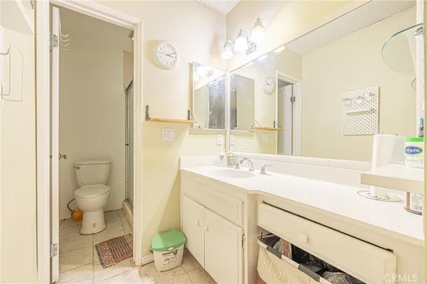 $599,998 | 21901 Lassen Street, Unit 155, Chatsworth, CA 91311