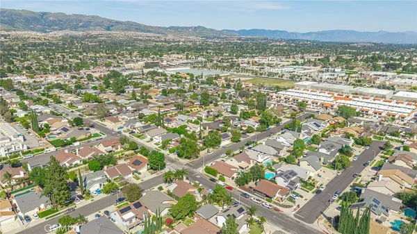 $599,998 | 21901 Lassen Street, Unit 155, Chatsworth, CA 91311