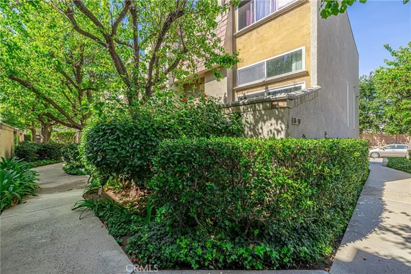 $599,998 | 21901 Lassen Street, Unit 155, Chatsworth, CA 91311