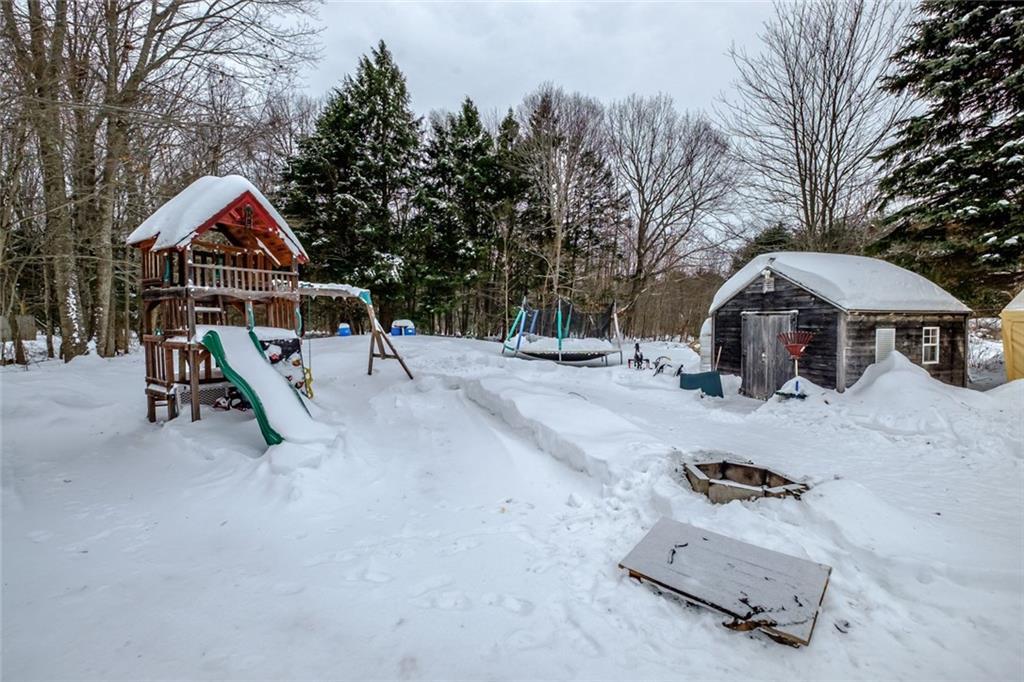 156 Hurlin Smith Road Buxton, ME 04093 - Photo 8 of 29 Photo