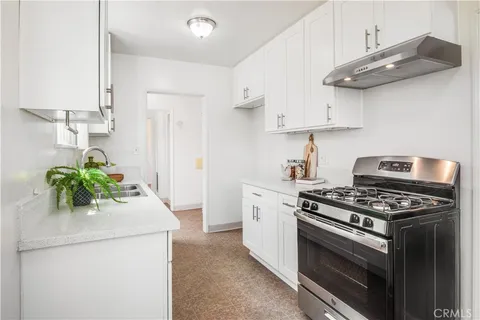 $1,100,000 | 5444 134th Place, Hawthorne, CA 90250