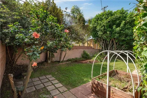 $1,100,000 | 5444 134th Place, Hawthorne, CA 90250