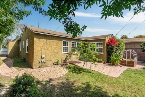 $1,100,000 | 5444 134th Place, Hawthorne, CA 90250