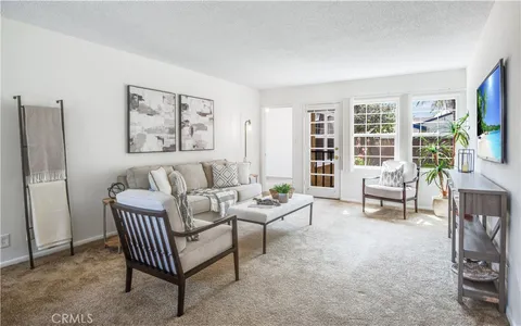 $1,100,000 | 5444 134th Place, Hawthorne, CA 90250