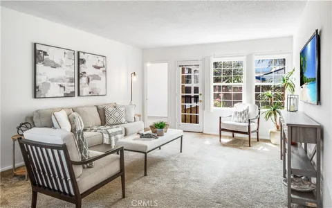 $1,100,000 | 5444 134th Place, Hawthorne, CA 90250