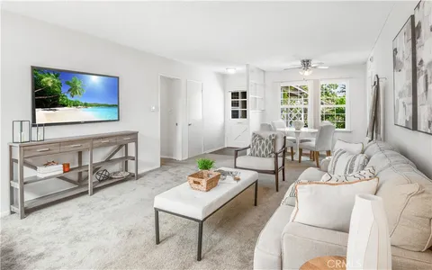 $1,100,000 | 5444 134th Place, Hawthorne, CA 90250