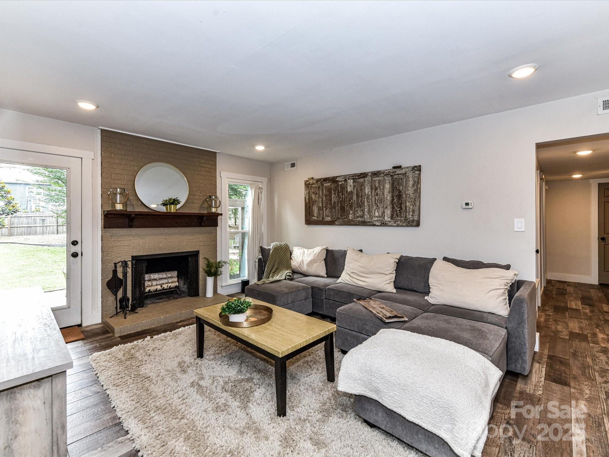4711 Truscott Road Charlotte, NC 28226 - Photo 13 of 39 Gallery Image 13