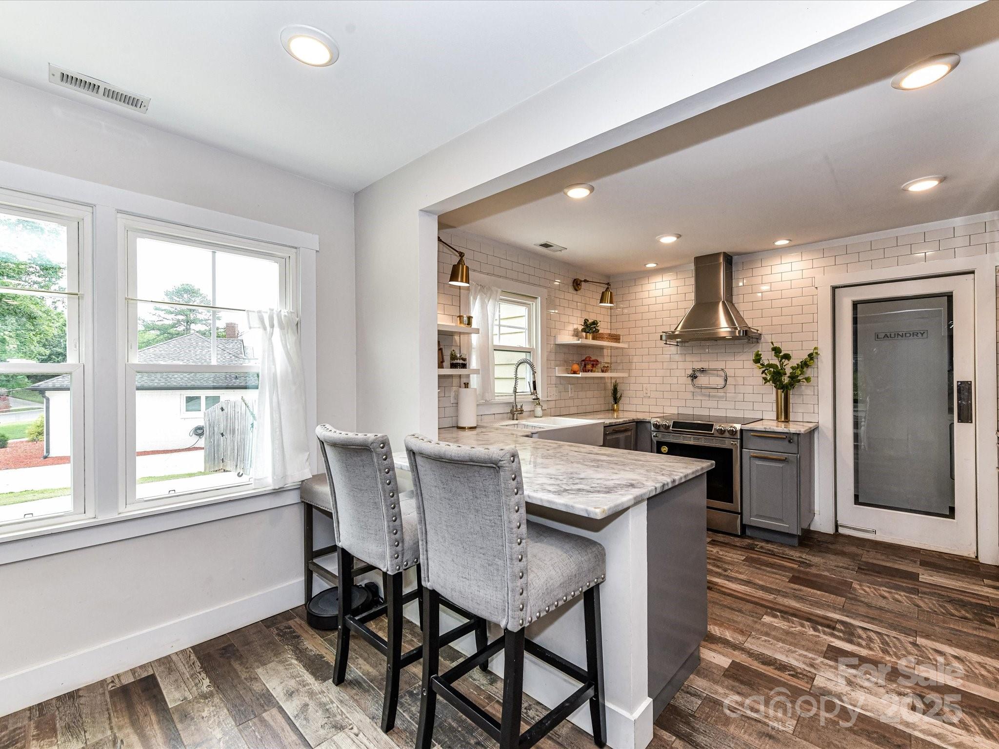 4711 Truscott Road Charlotte, NC 28226 - Photo 16 of 39 Gallery Image 16