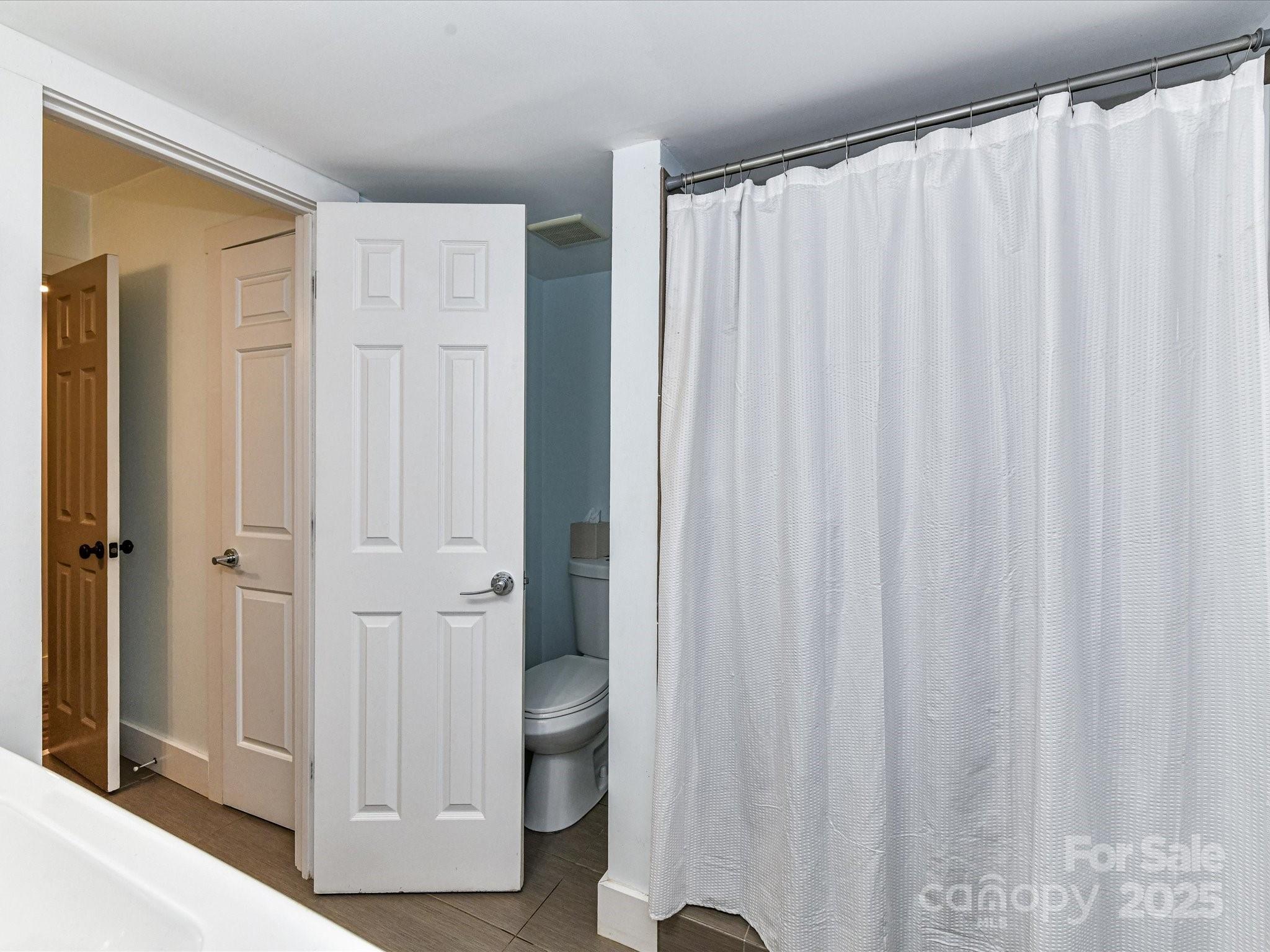 4711 Truscott Road Charlotte, NC 28226 - Photo 27 of 39 Gallery Image 27