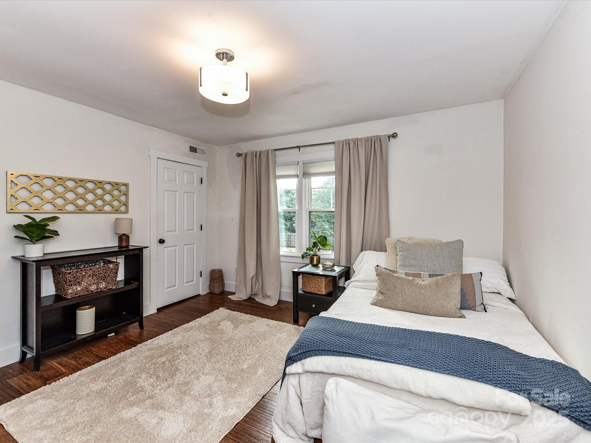 4711 Truscott Road Charlotte, NC 28226 - Photo 32 of 39 Gallery Image 32