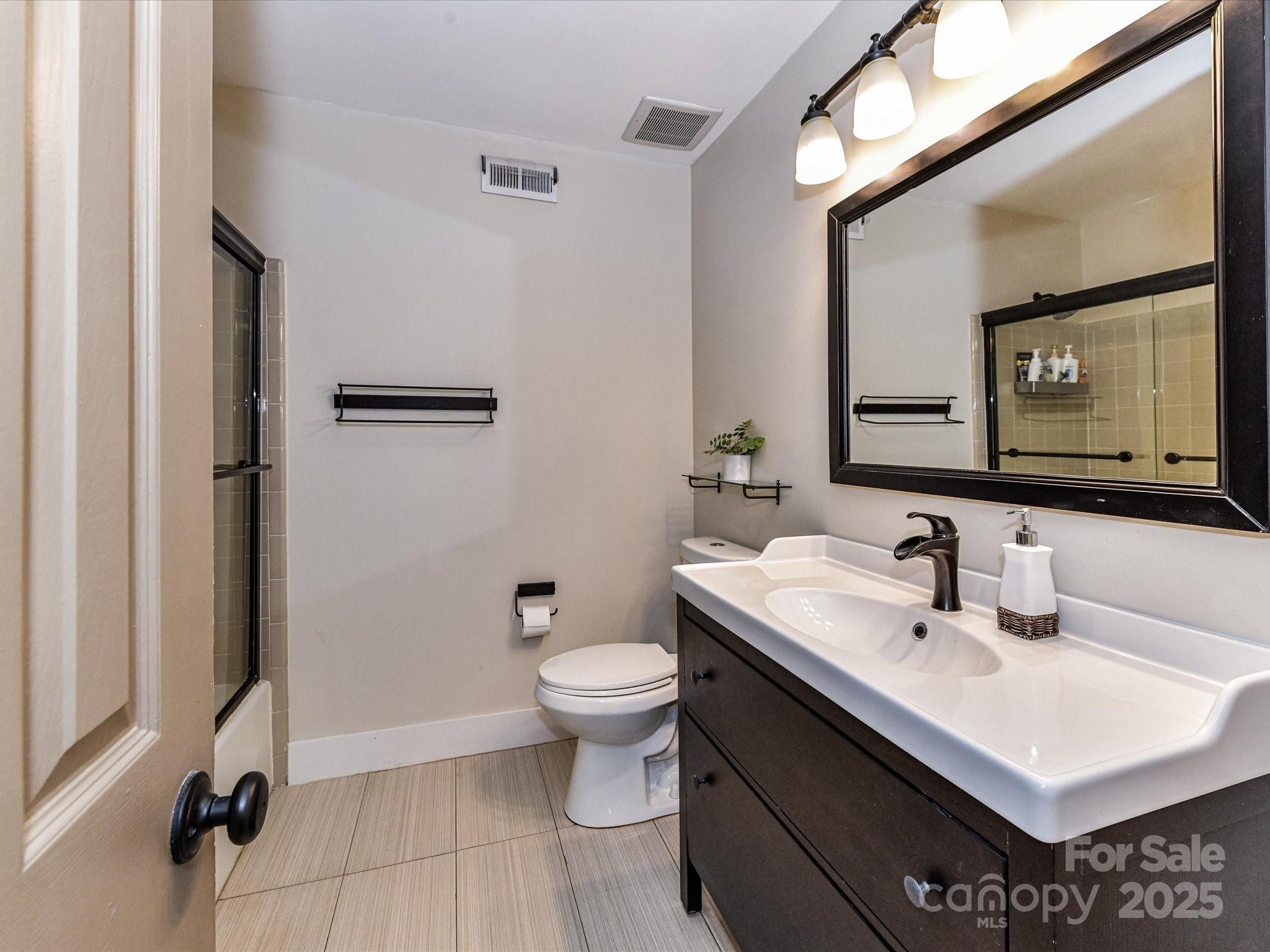 4711 Truscott Road Charlotte, NC 28226 - Photo 33 of 39 Gallery Image 33
