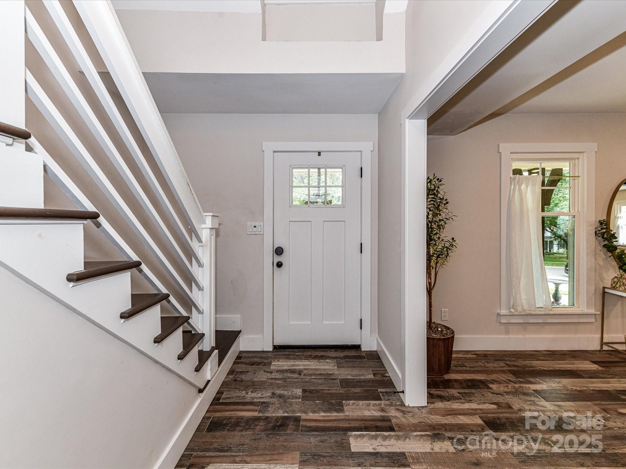 4711 Truscott Road Charlotte, NC 28226 - Photo 8 of 39 Gallery Image 8