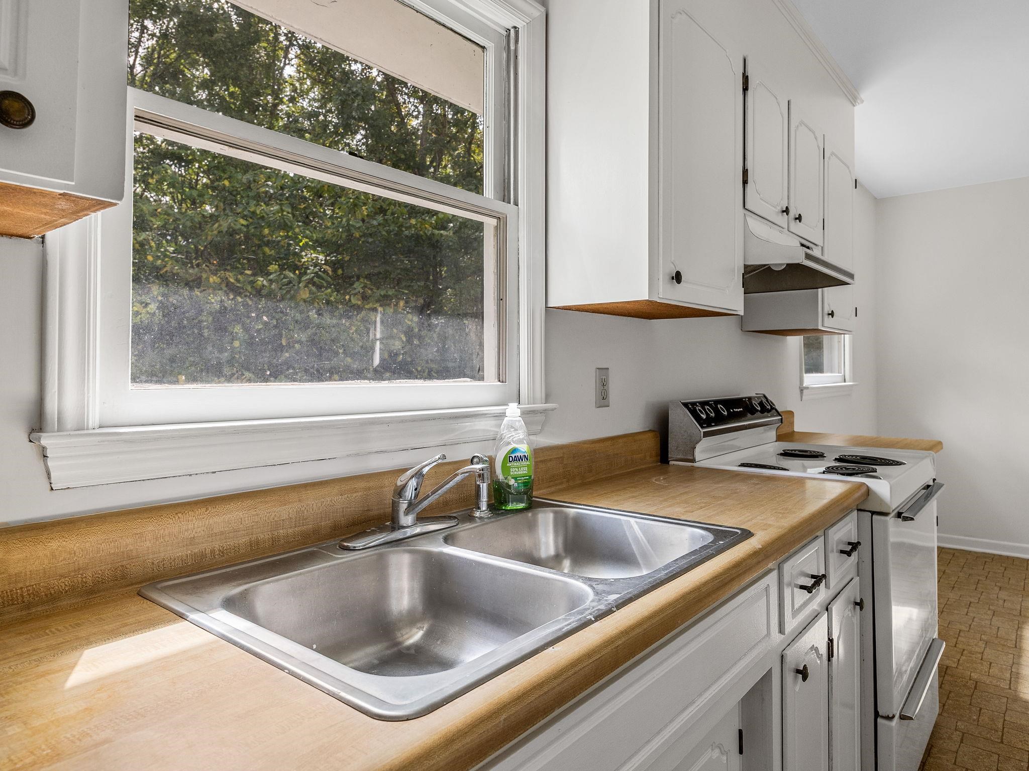 118 Cannon Circle Wellford, SC 29385 - Photo 15 of 32