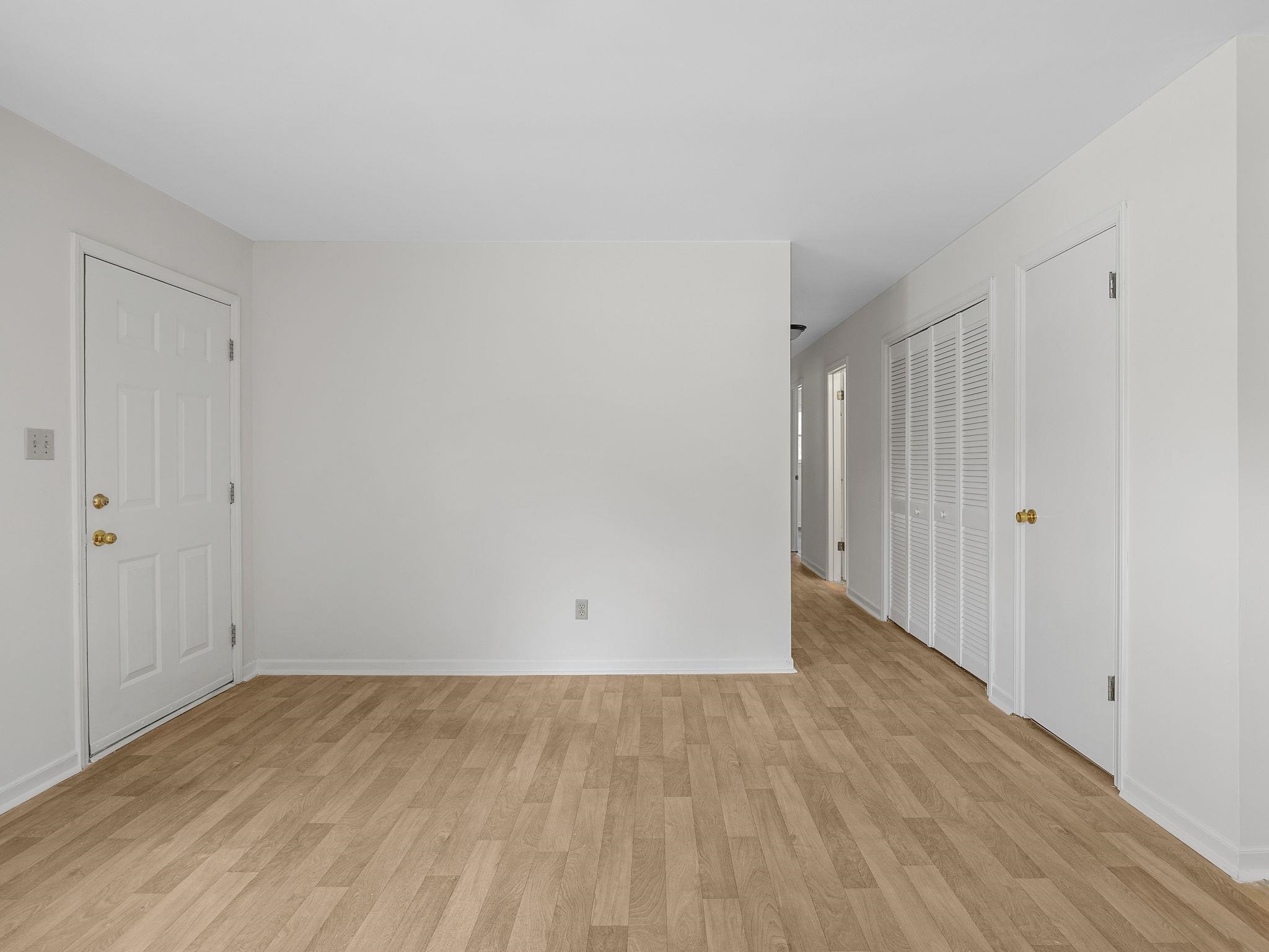 118 Cannon Circle Wellford, SC 29385 - Photo 9 of 32