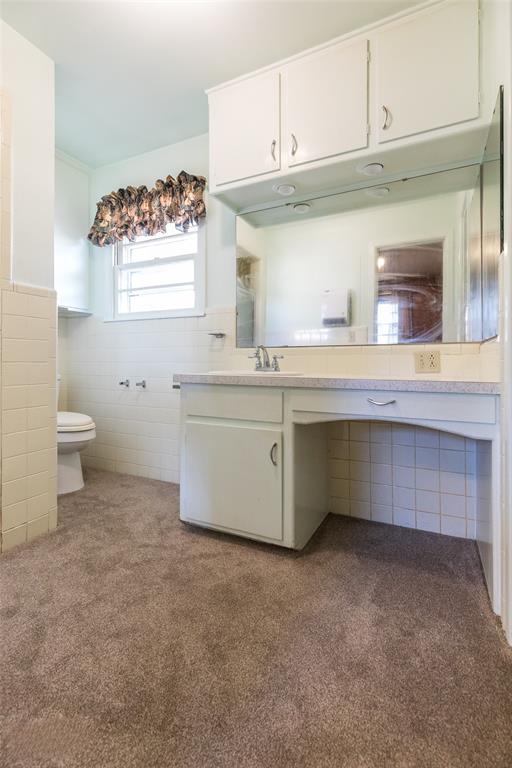 341 South Main Street Trent, TX 79561 - Photo 24 of 38 Bathroom Located in the living room or 4th Bedroom