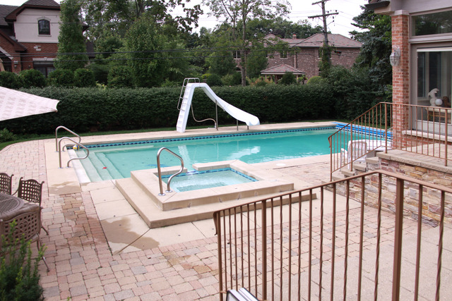 1472 North Dee Road Park Ridge, IL 60068 - Photo 2 of 25