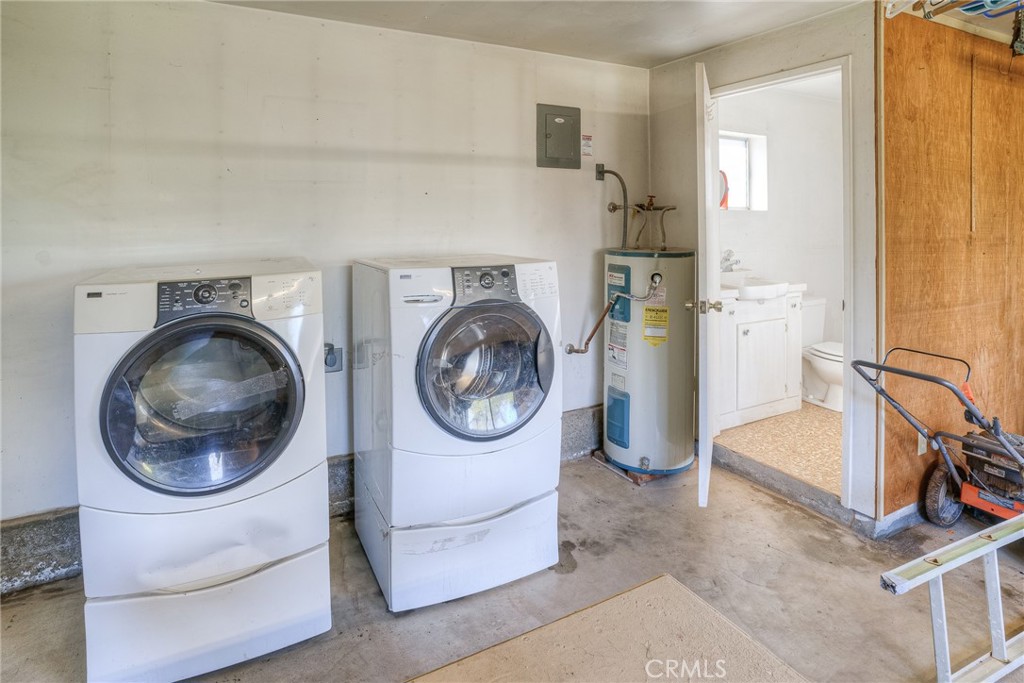 15 Hide A Way Road Oroville, CA 95966 - Photo 34 of 63 a utility room with sink dryer and washer